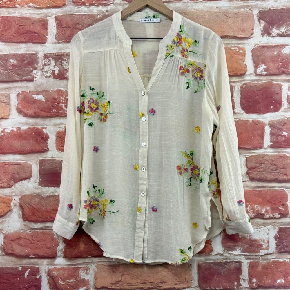 Figueroa & Flower Top Women's S Cream Multicolor Boho Floral Embroidered Shirt